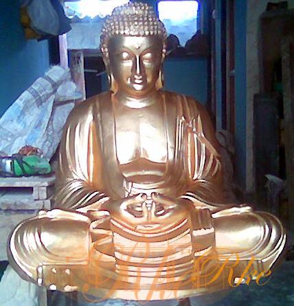 golden buddha statue for for decorations