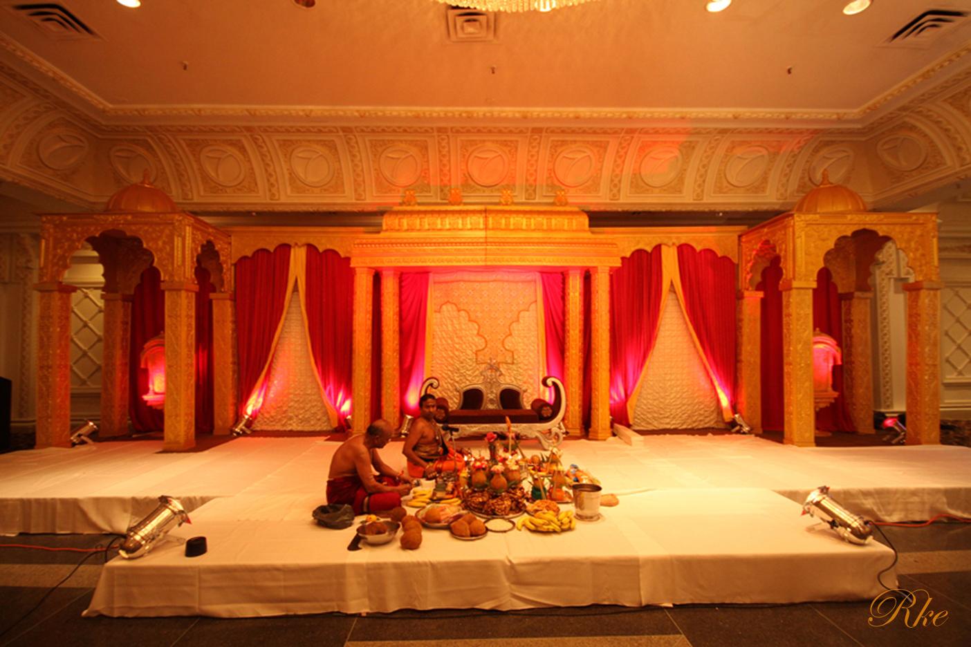 circular mandap stage with broad design maharaja wedding stage for nri people in Uk Usa and Canada weddings